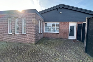 Bekijk foto 2 van Molendijk-Zuid 16 A Bekijk foto 2 van Molendijk-Zuid 16 A