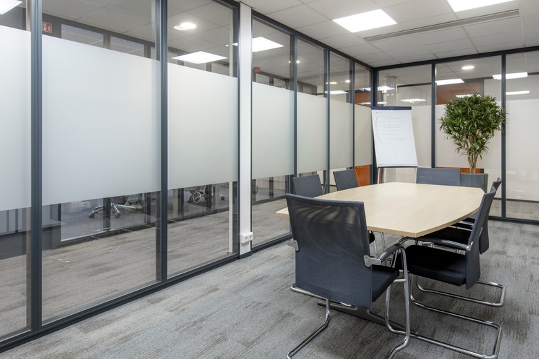 KantoorruimteaanEdisonweg 10<br/> inAlblasserdam