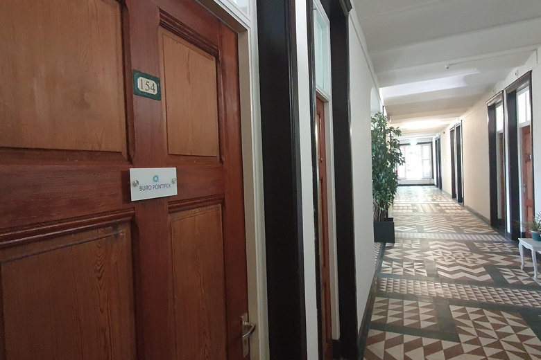 KantoorruimteaanHofstraat 8<br/> inHoeven