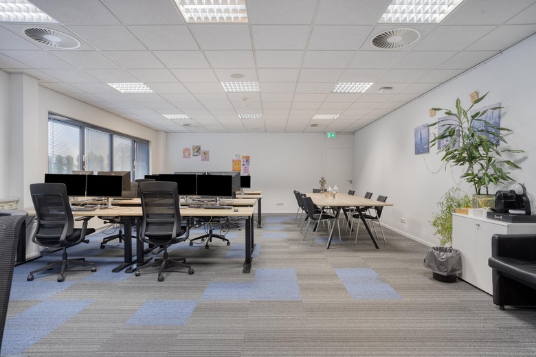KantoorruimteaanBiesbosweg 4<br/> inWaalwijk KantoorruimteaanBiesbosweg 4<br/> inWaalwijk