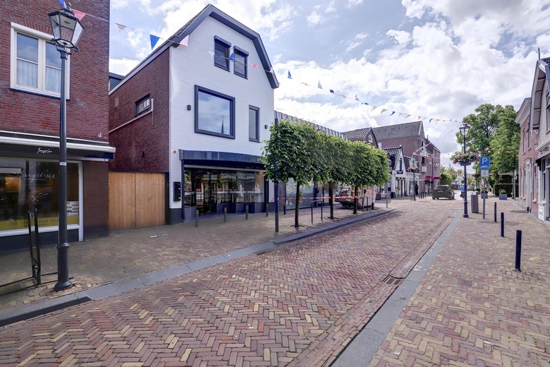 Bekijk foto 1 van Dorpsstraat 61 a Bekijk foto 1 van Dorpsstraat 61 a