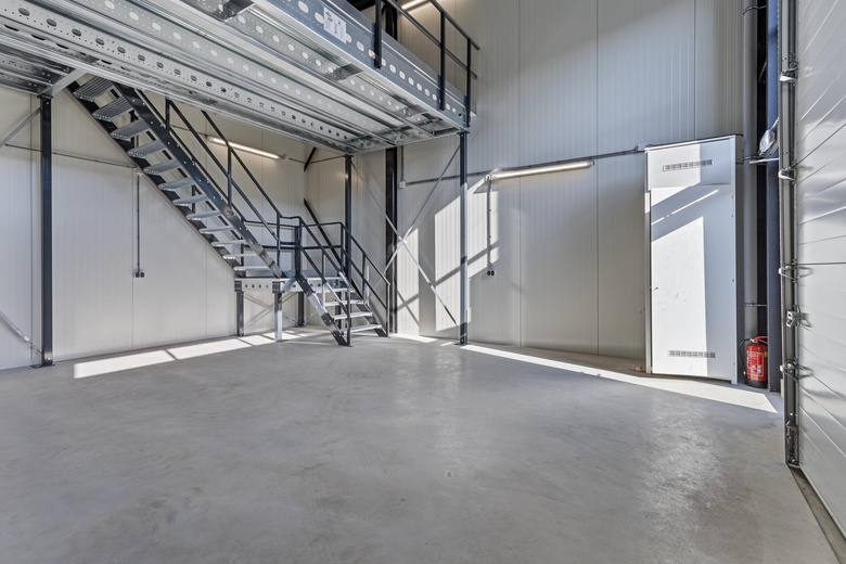 BedrijfsruimteaanHoltmede 13 d<br/> inZutphen