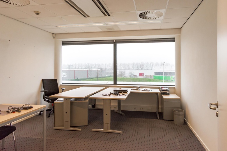 BedrijfsruimteaanTypograaf 2 - 4<br/> inDuiven BedrijfsruimteaanTypograaf 2 - 4<br/> inDuiven