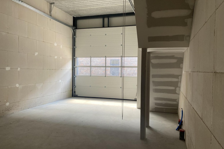 BedrijfsruimteaanAmersfoortsestraat 76 30<br/> inSoesterberg