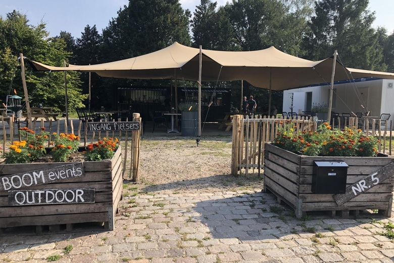 HorecaaanProvincialeweg 5<br/> inSomeren HorecaaanProvincialeweg 5<br/> inSomeren