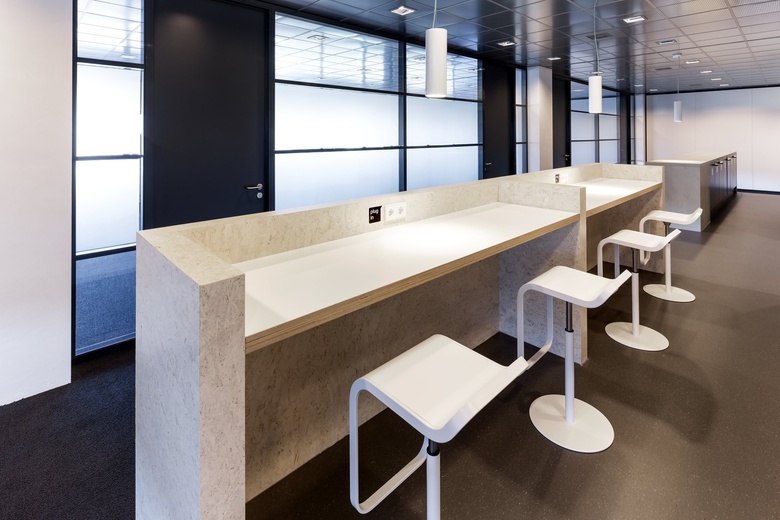 WerkplekaanKlaprozenweg 75 A 1<br/> inAmsterdam