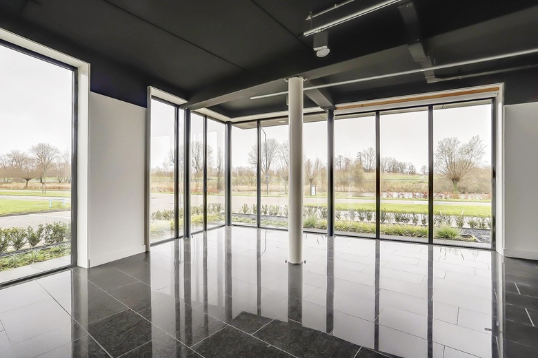 BedrijfsruimteaanGrote Esch 1195<br/> inMoordrecht BedrijfsruimteaanGrote Esch 1195<br/> inMoordrecht