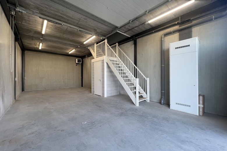 BedrijfsruimteaanLaurens Jzn. Costerstraat 4 C<br/> inOud-Beijerland