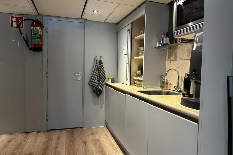 WinkelruimteaanErasmuslaan 1<br/> inHeerhugowaard WinkelruimteaanErasmuslaan 1<br/> inHeerhugowaard