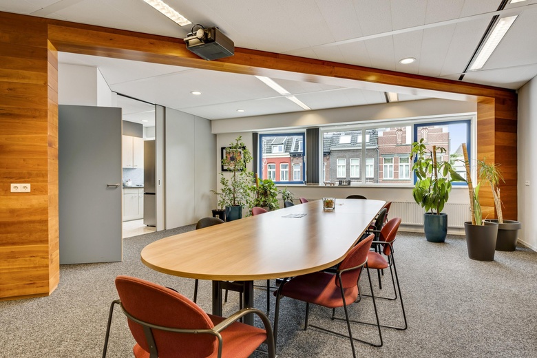 KantoorruimteaanMinderbroederssingel 52<br/> inRoermond KantoorruimteaanMinderbroederssingel 52<br/> inRoermond