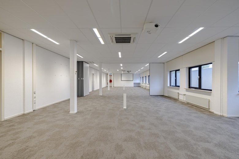 BedrijfsruimteaanLemelerbergweg 20<br/> inAmsterdam