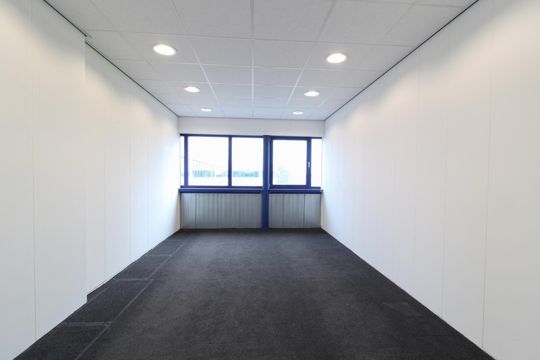 BedrijfsruimteaanBoezemweg 23 a<br/> inPijnacker BedrijfsruimteaanBoezemweg 23 a<br/> inPijnacker