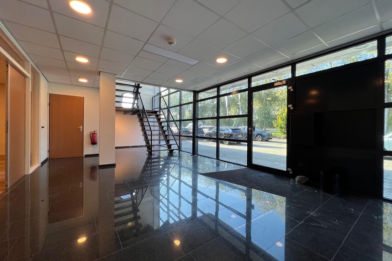 BedrijfsruimteaanKelvinring 52 a<br/> inAlblasserdam BedrijfsruimteaanKelvinring 52 a<br/> inAlblasserdam