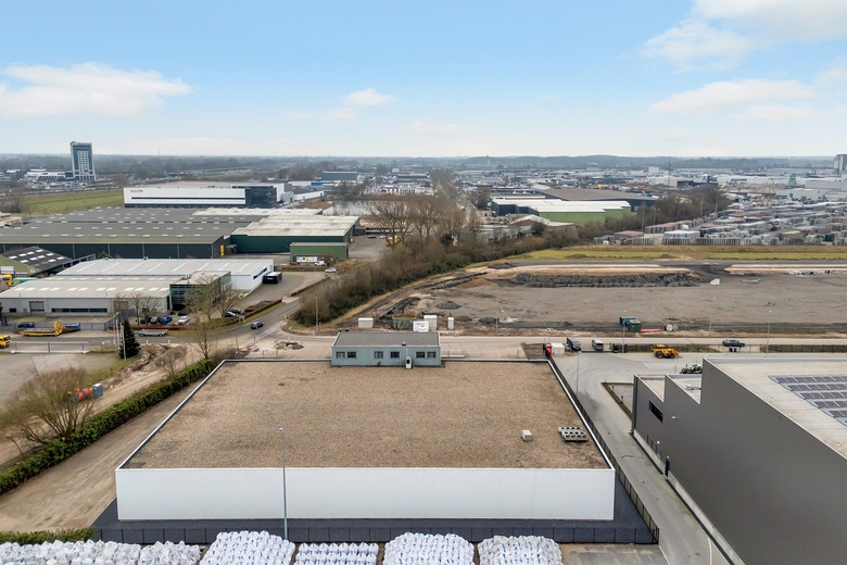 BedrijfsruimteaanPanovenweg 10<br/> inTiel