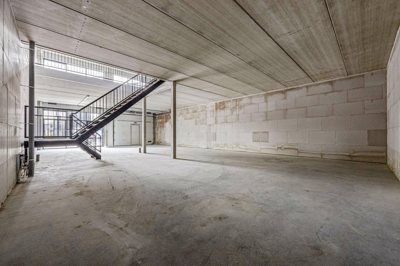 BedrijfsruimteaanHavenstraat 76 d<br/> inHuizen BedrijfsruimteaanHavenstraat 76 d<br/> inHuizen