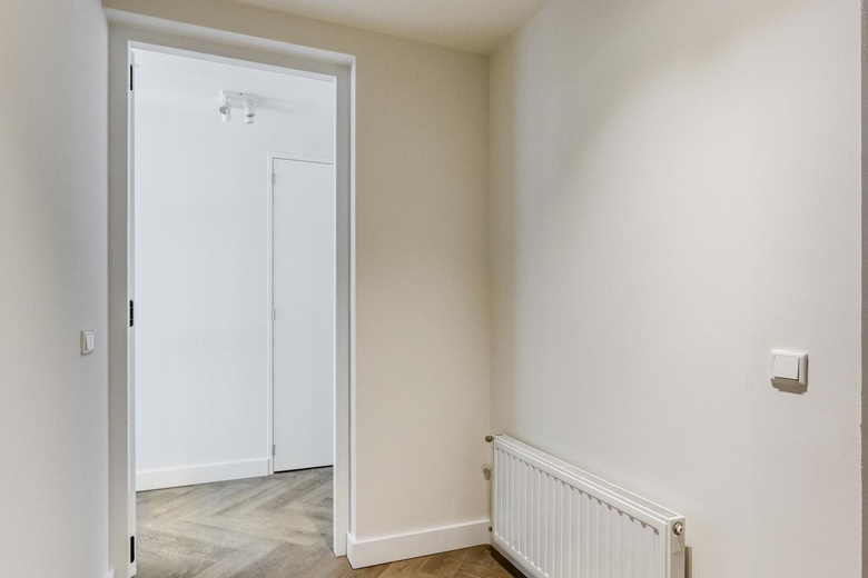 WinkelruimteaanRaadhuisstraat 60<br/> inRoosendaal WinkelruimteaanRaadhuisstraat 60<br/> inRoosendaal