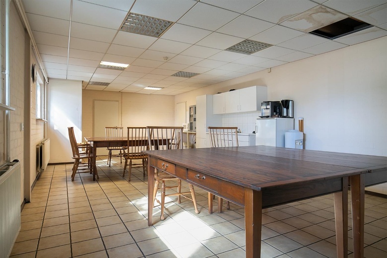 BedrijfsruimteaanBeekerheide 10<br/> inBeek en Donk BedrijfsruimteaanBeekerheide 10<br/> inBeek en Donk