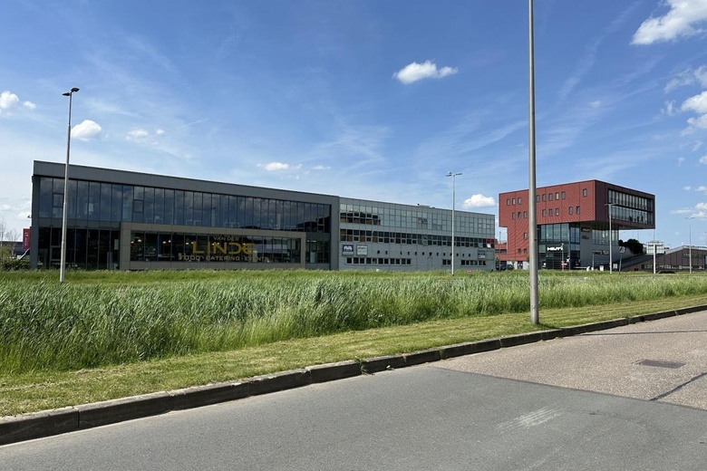 BedrijfsruimteaanLeeuwenhoekstraat 1<br/> inBerkel-Enschot BedrijfsruimteaanLeeuwenhoekstraat 1<br/> inBerkel-Enschot