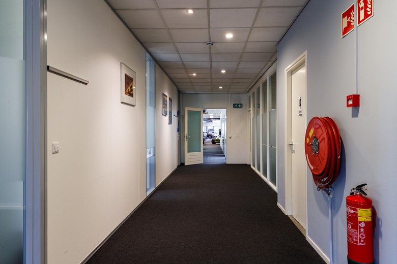 KantoorruimteaanMeidoornkade 18<br/> inHouten