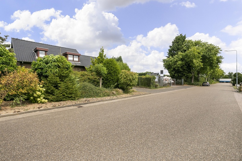 BedrijfsruimteaanBuizerdweg 6<br/> inLandgraaf BedrijfsruimteaanBuizerdweg 6<br/> inLandgraaf