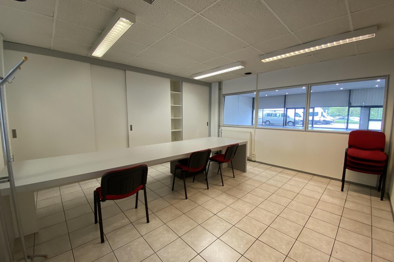 WinkelruimteaanMolensingel 1<br/> inMaastricht WinkelruimteaanMolensingel 1<br/> inMaastricht