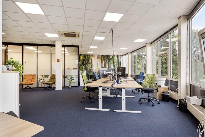 KantoorruimteaanKubus 9 - 15<br/> inSliedrecht