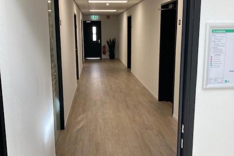KantoorruimteaanEditiestraat 31<br/> inAlmere KantoorruimteaanEditiestraat 31<br/> inAlmere