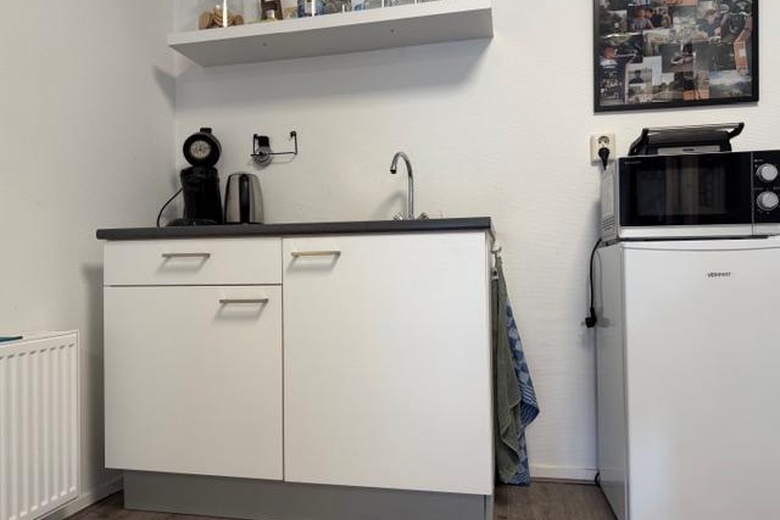 BedrijfsruimteaanParallelweg 33<br/> inVolendam