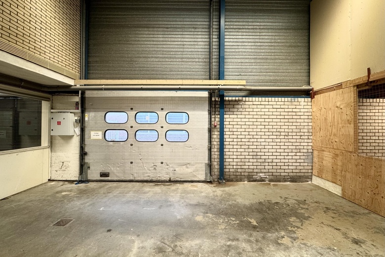 BedrijfsruimteaanHoutkopersstraat 12<br/> inZwijndrecht