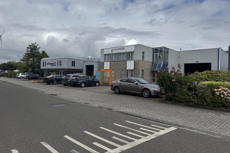 BedrijfsruimteaanSluispolderweg 44 C<br/> inZaandam BedrijfsruimteaanSluispolderweg 44 C<br/> inZaandam