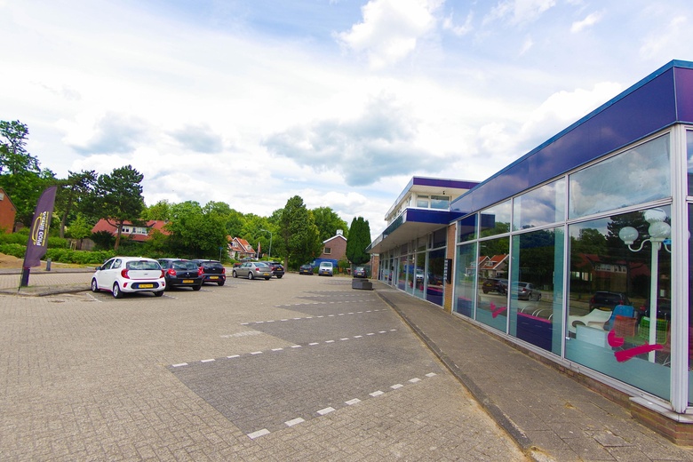 WinkelruimteaanOude Roswinkelerweg 36<br/> inEmmen WinkelruimteaanOude Roswinkelerweg 36<br/> inEmmen