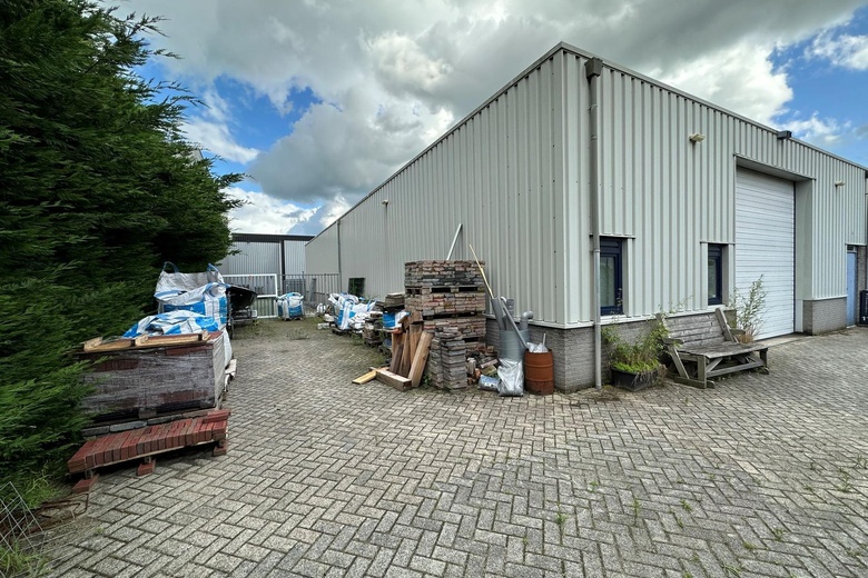 BedrijfsruimteaanScherpemaat 11<br/> inMeppel BedrijfsruimteaanScherpemaat 11<br/> inMeppel