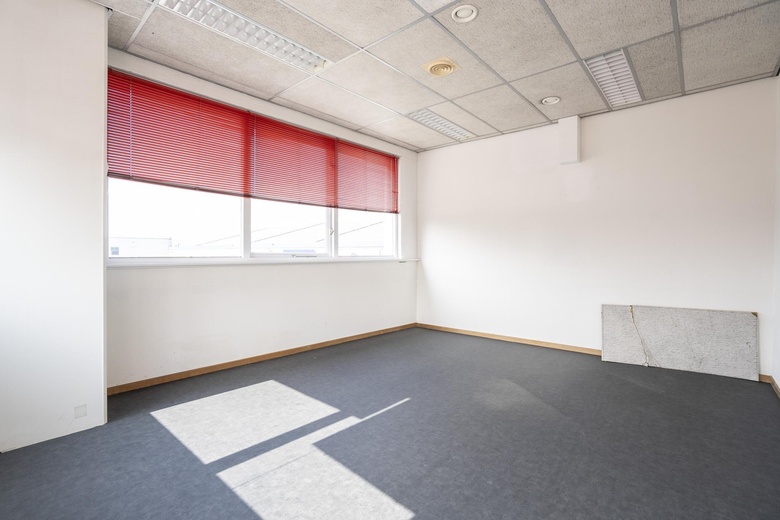 BedrijfsruimteaanIndustrieweg 13<br/> inLeerdam BedrijfsruimteaanIndustrieweg 13<br/> inLeerdam