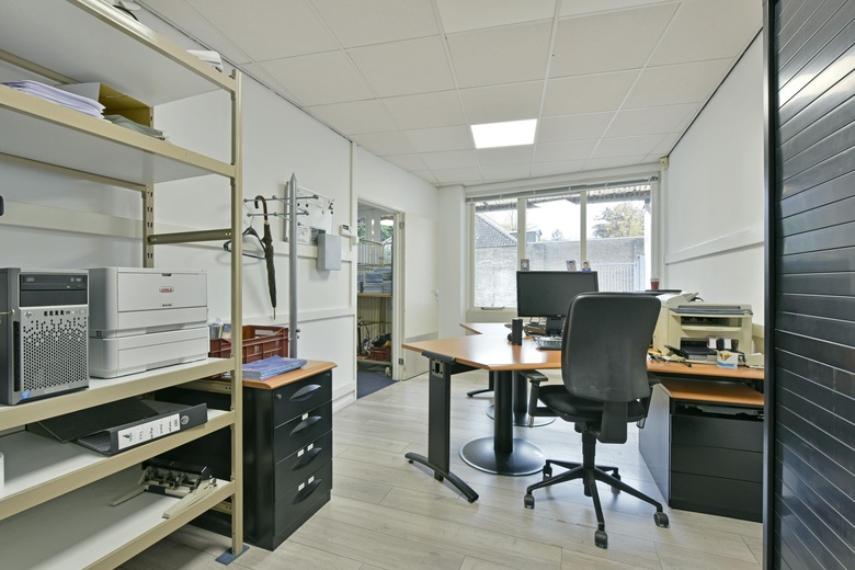 BedrijfsruimteaanUtrechtseweg 5 A<br/> inHilversum