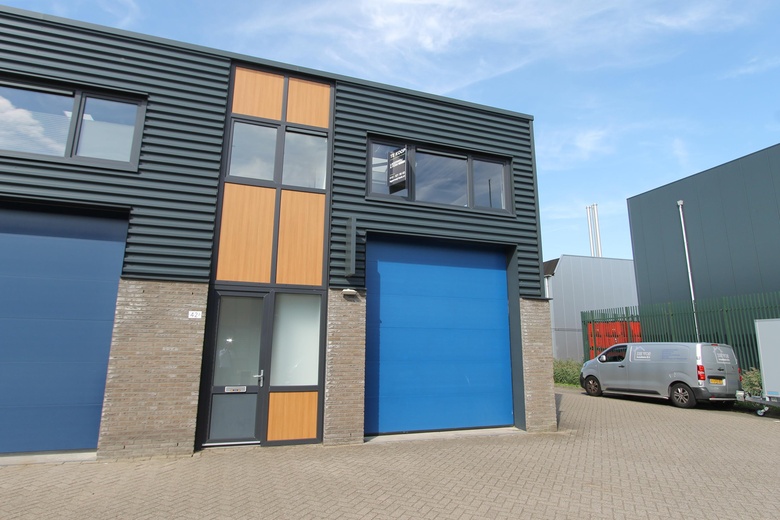 BedrijfsruimteaanWeg en Land 42 j<br/> inBergschenhoek