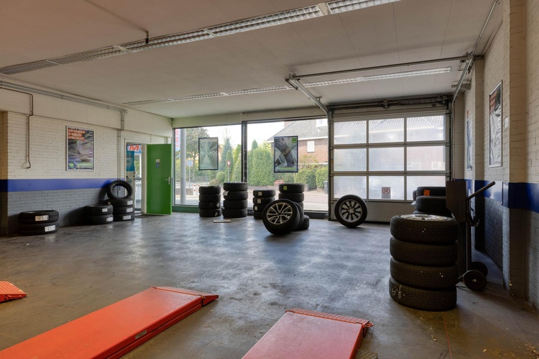 BedrijfsruimteaanCeintuurbaan 53 b<br/> inHuizen BedrijfsruimteaanCeintuurbaan 53 b<br/> inHuizen