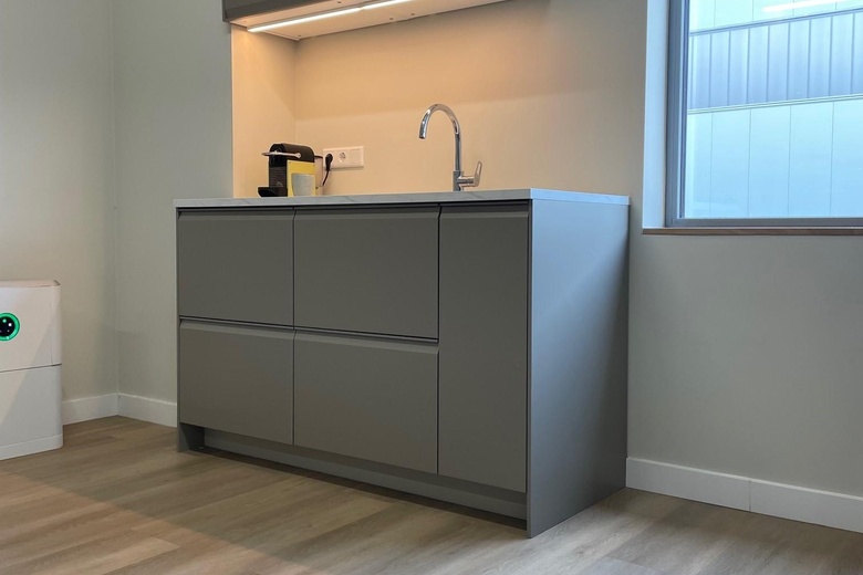 BedrijfsruimteaanKoningsbeltweg 74 A<br/> inAlmere