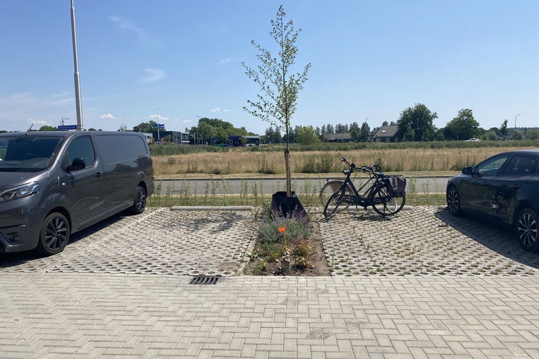 BedrijfsruimteaanEnergiestraat 2 13<br/> inHattem BedrijfsruimteaanEnergiestraat 2 13<br/> inHattem