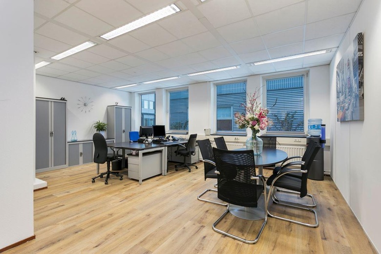 KantoorruimteaanHoefsmidstraat 41<br/> inHoogvliet KantoorruimteaanHoefsmidstraat 41<br/> inHoogvliet
