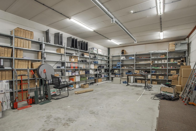 KantoorruimteaanBuskesdries 9<br/> inAndelst KantoorruimteaanBuskesdries 9<br/> inAndelst
