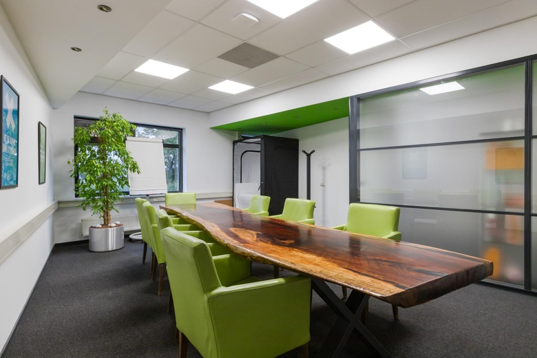 KantoorruimteaanLemelerberg 25 - 27<br/> inAlphen aan den Rijn