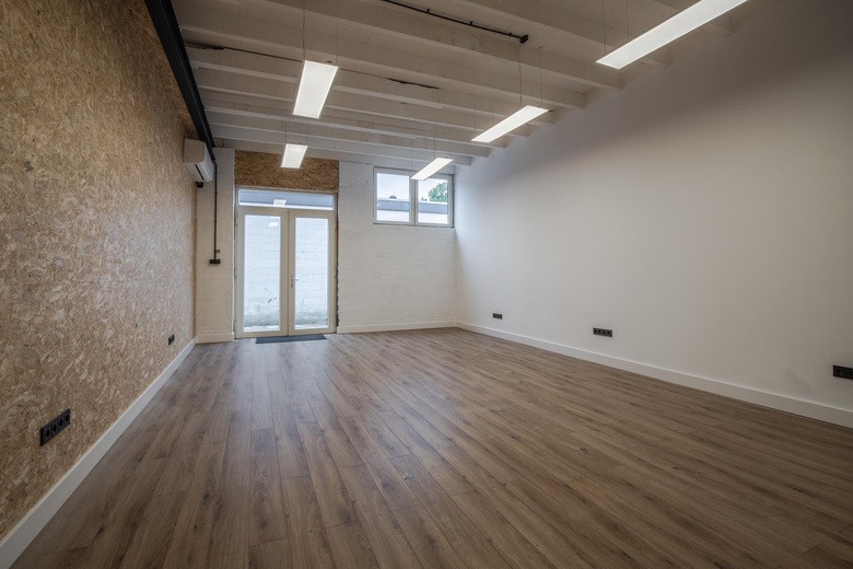 KantoorruimteaanCardanuslaan 24<br/> inDoorwerth KantoorruimteaanCardanuslaan 24<br/> inDoorwerth