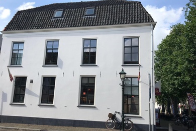 Bekijk foto 2 van Markt 28