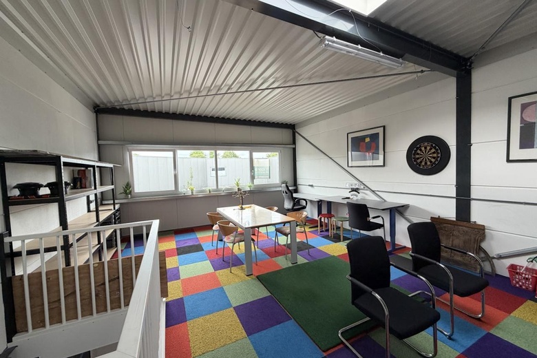 BedrijfsruimteaanNewtonstraat 25<br/> inZoetermeer