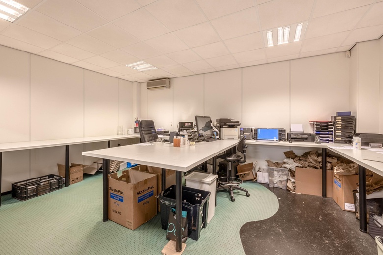 BedrijfsruimteaanAnthonetta Kuijlstraat 72<br/> inRotterdam