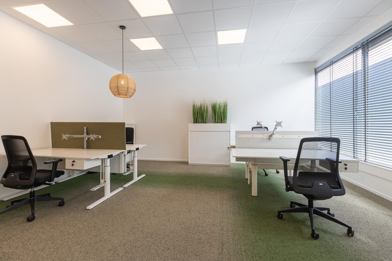 KantoorruimteaanAmsterdamsestraatweg 15 G<br/> inNaarden