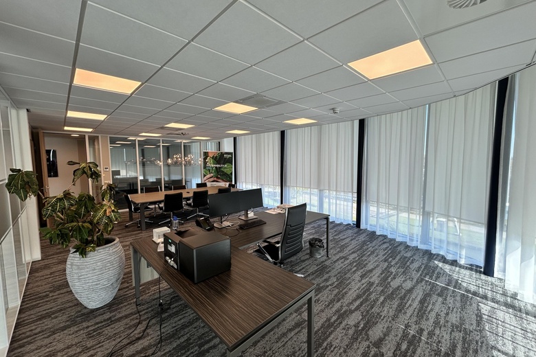 KantoorruimteaanHonderdland 34<br/> inMaasdijk