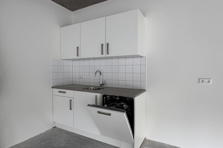 BedrijfsruimteaanNijverheidslaan 4 T<br/> inWeesp BedrijfsruimteaanNijverheidslaan 4 T<br/> inWeesp