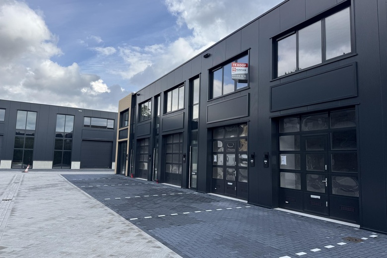 BedrijfsruimteaanRingweg 233<br/> inZaandam