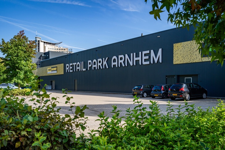 WinkelruimteaanVenlosingel 21<br/> inArnhem WinkelruimteaanVenlosingel 21<br/> inArnhem